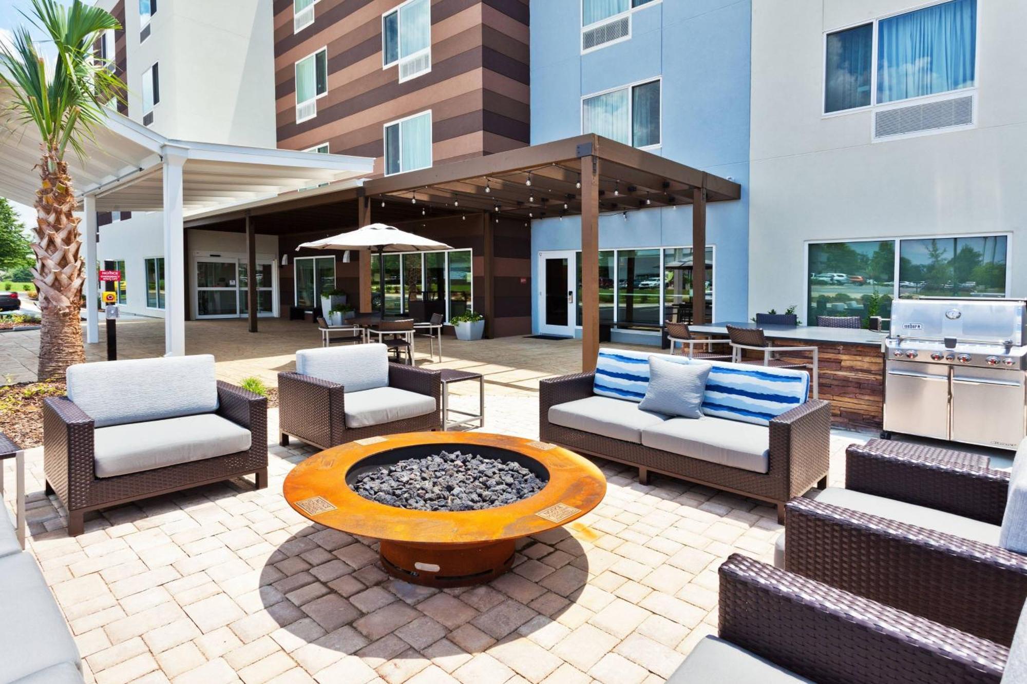 Towneplace Suites By Marriott Montgomery Eastchase Exterior photo